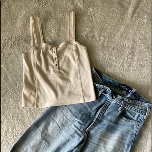 white tank top ✰